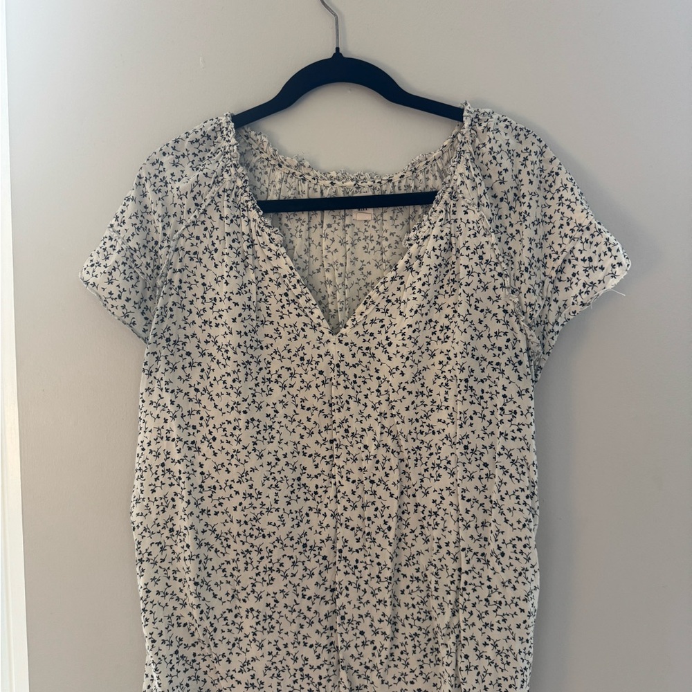 Flowy Short Sleeve Blouse